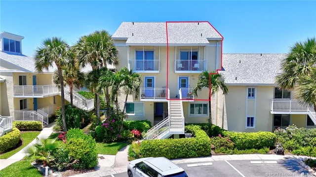 $469,000 | 5556 Northeast Gulfstream Way, Stuart, FL 34996