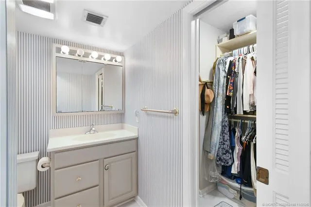 a view of a livingroom with furniture