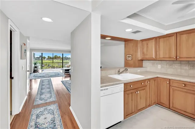 $469,000 | 5556 Northeast Gulfstream Way, Stuart, FL 34996