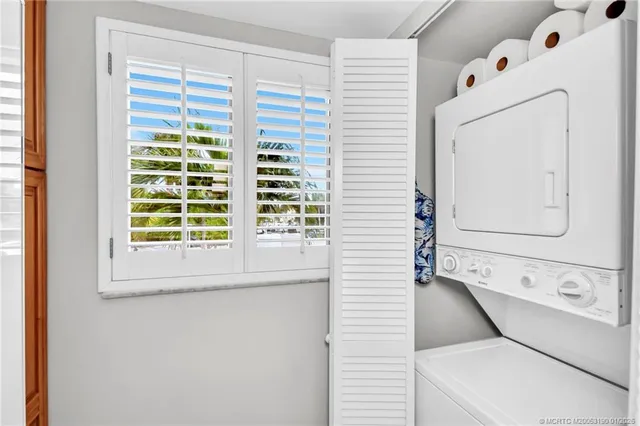 $469,000 | 5556 Northeast Gulfstream Way, Stuart, FL 34996