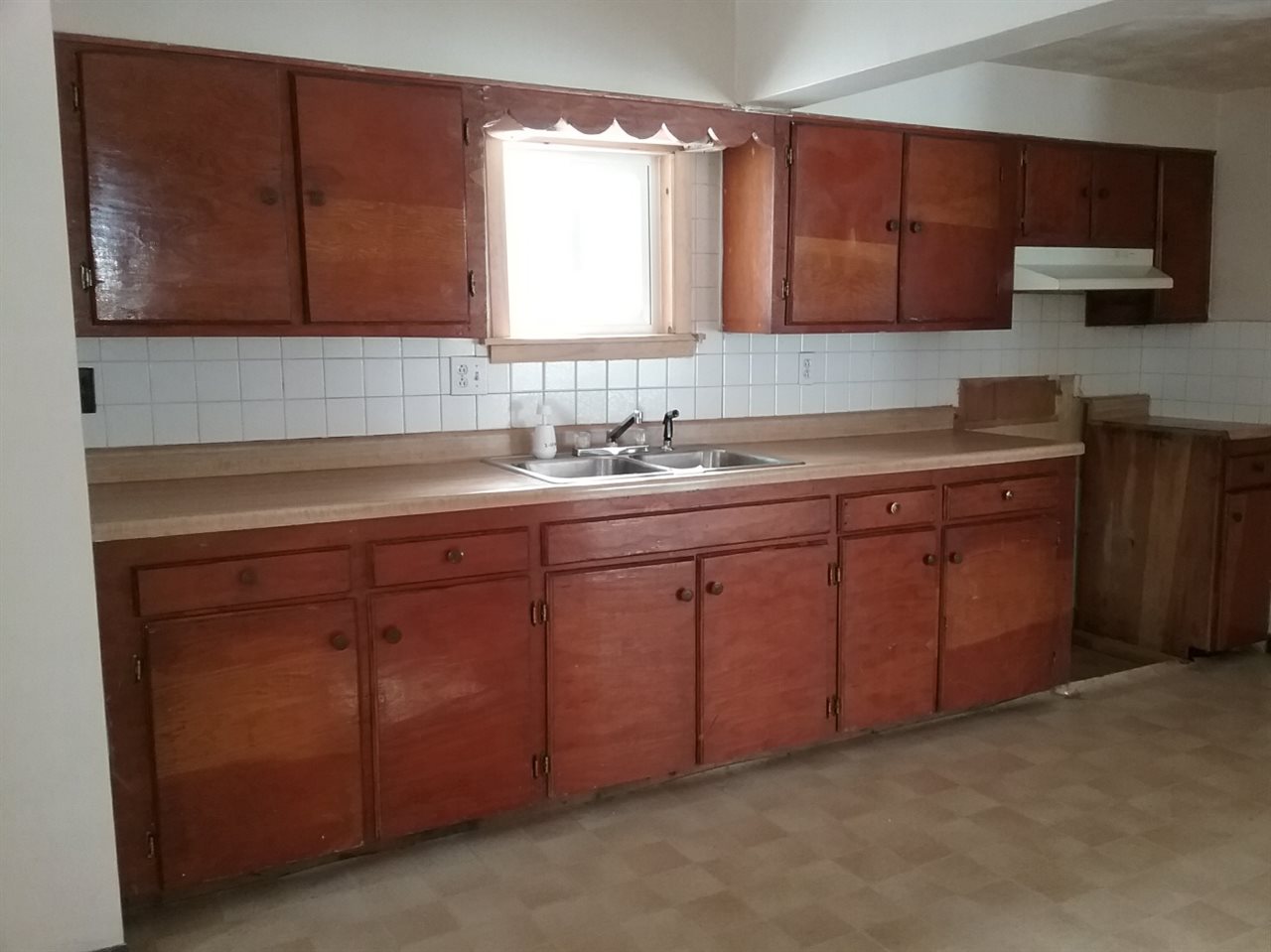 2120 Lois Road Harrison, MI 48625 - Photo 9 of 39 1874103-8.JPG