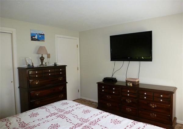 136 Peterson Road Palmer, MA 01069 - Photo 17 of 22