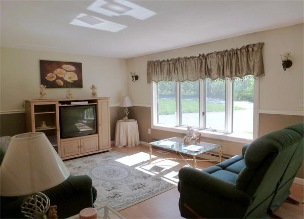 136 Peterson Road Palmer, MA 01069 - Photo 3 of 22