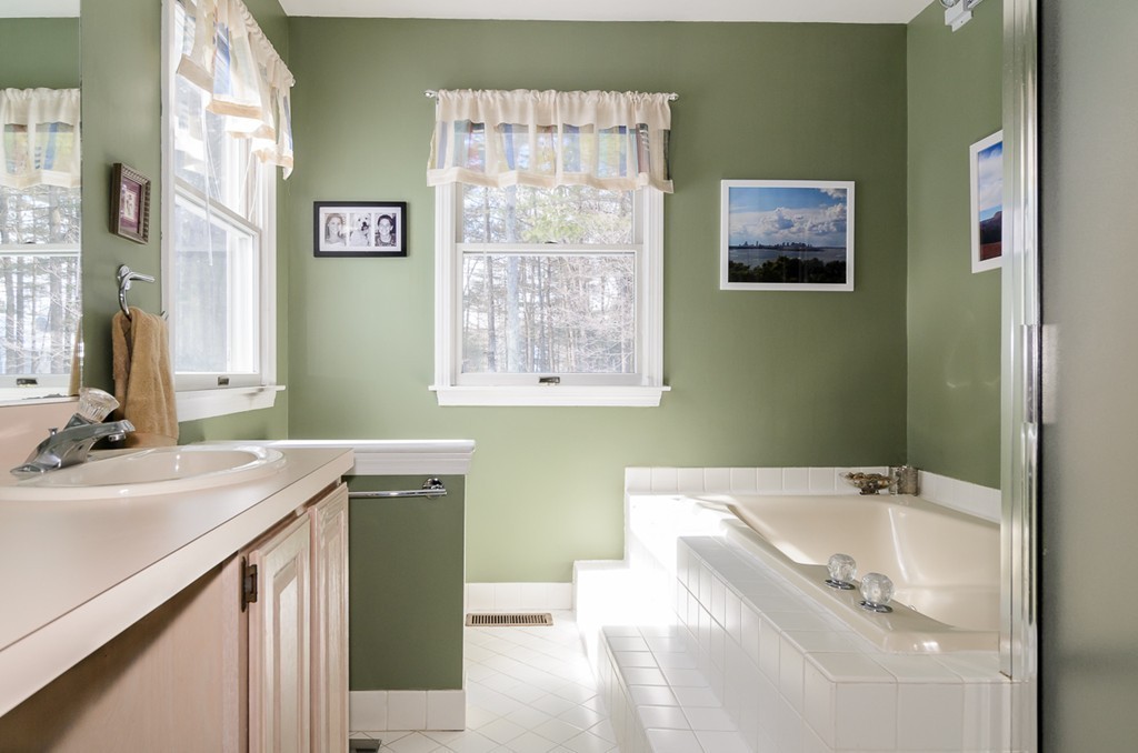 27 Gavins Pond Road Sharon, MA 02067 - Photo 14 of 25 Gallery Image 14
