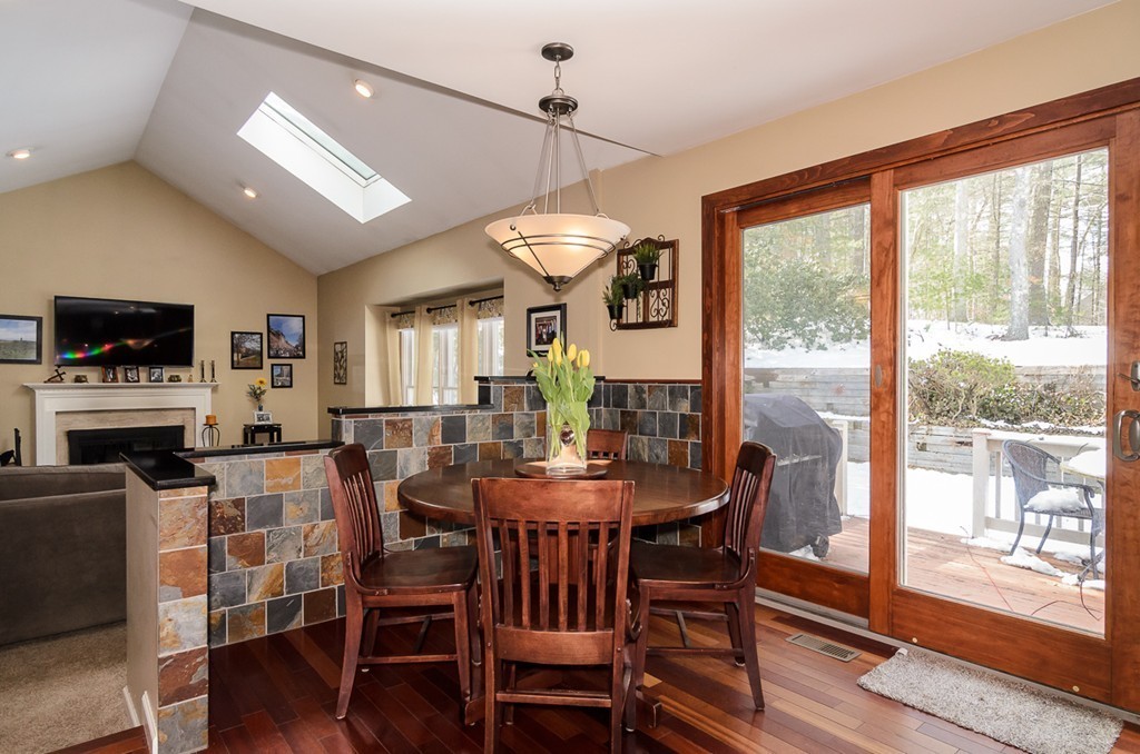 27 Gavins Pond Road Sharon, MA 02067 - Photo 5 of 25 Gallery Image 5