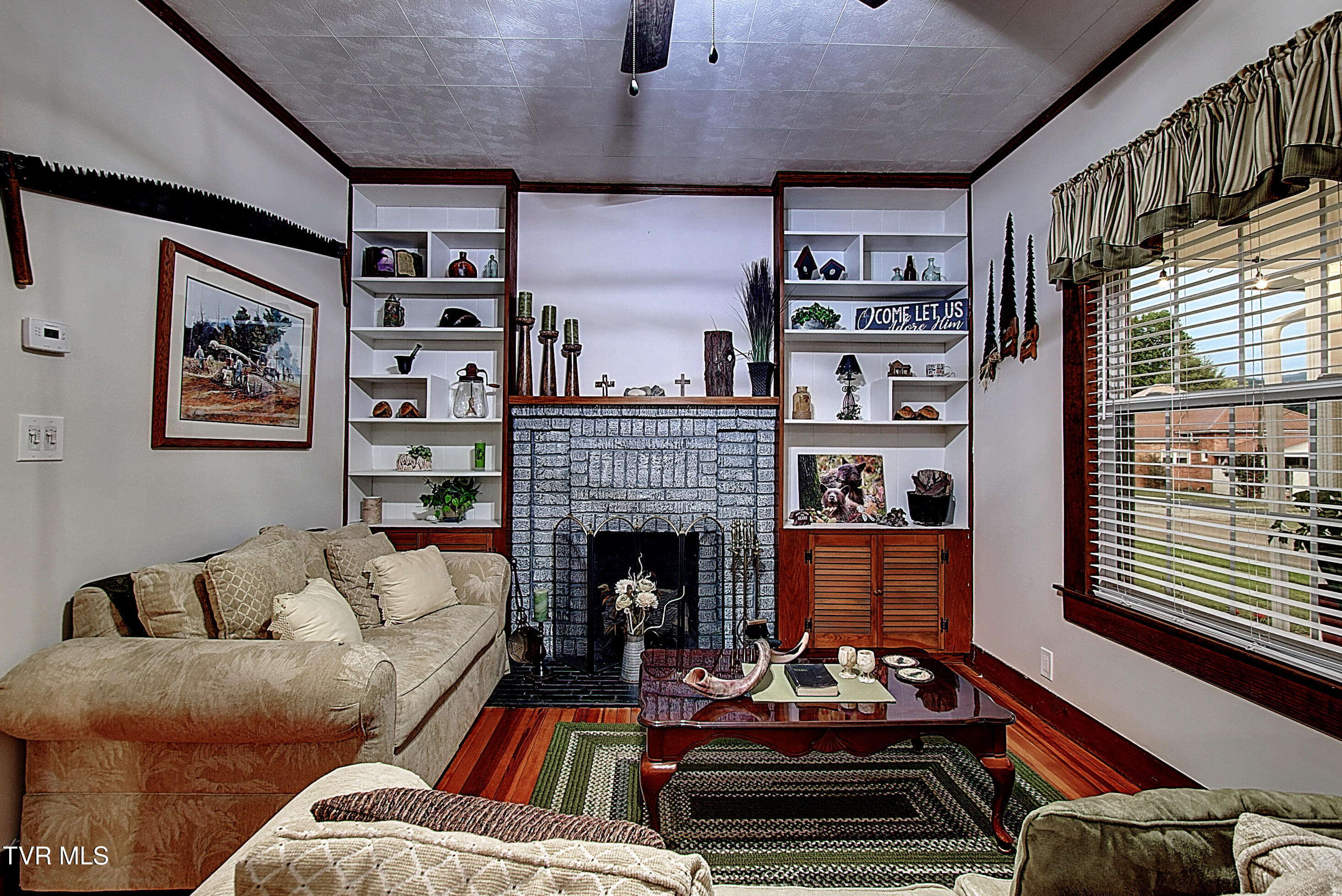 322 Carolina Avenue Erwin, TN 37650 - Photo 13 of 51 DSC_0058_59_60_61_62_63