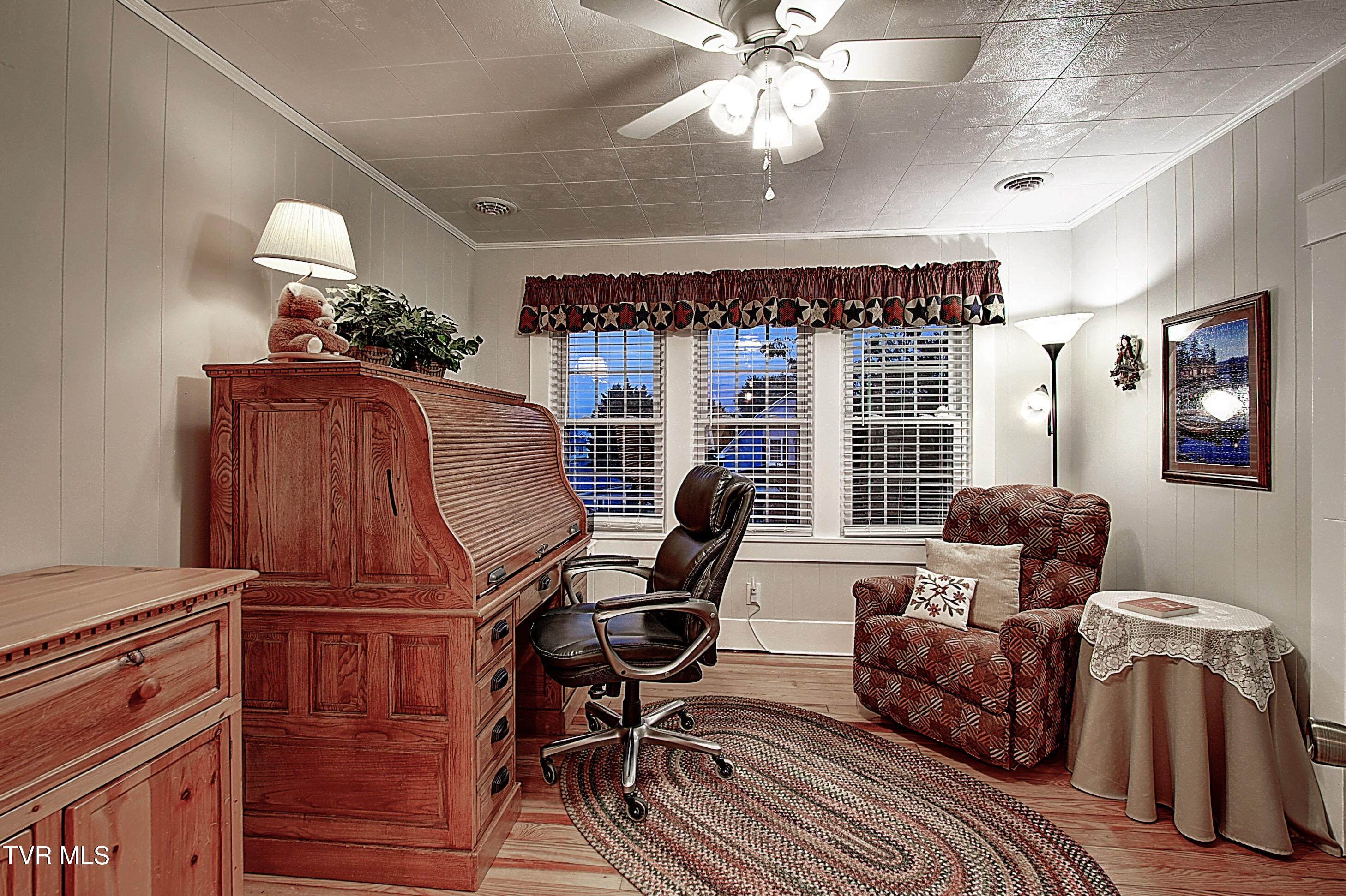 322 Carolina Avenue Erwin, TN 37650 - Photo 32 of 51 DSC_0355And8more