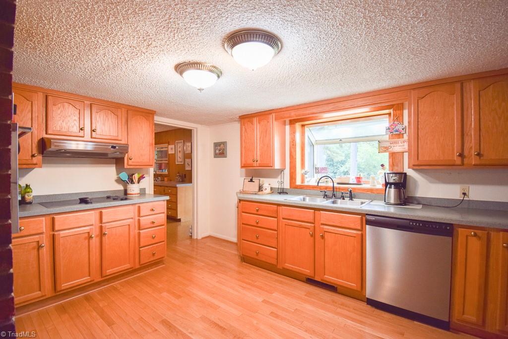 2280 Handy Road Denton, NC 27239 - Photo 3 of 32 Gallery Image 3