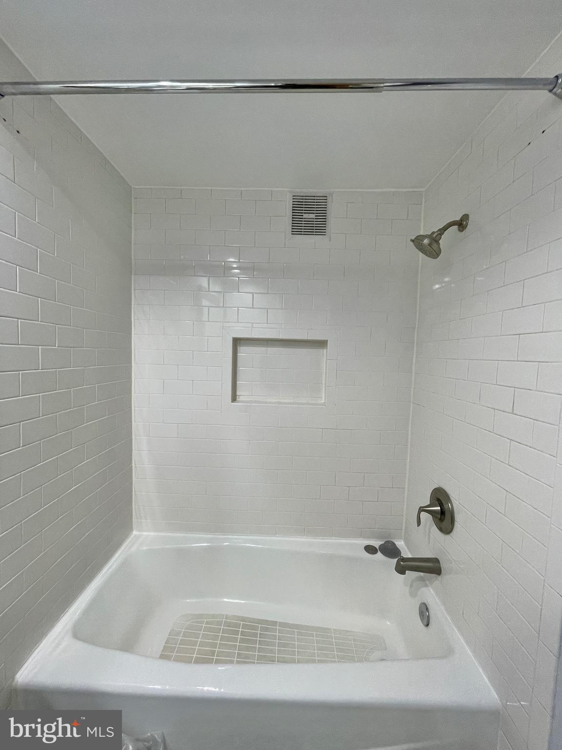 2130 N Street Northwest, Unit 101 Washington, DC 20037 - Photo 16 of 17