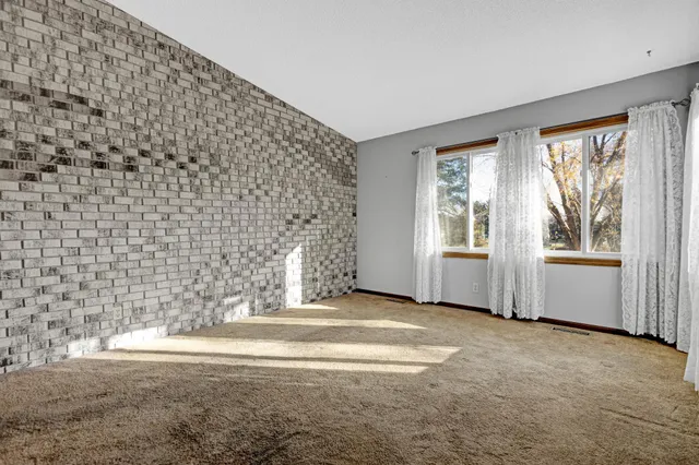 $270,000 | 1366 Arden View Drive, Arden Hills, MN 55112