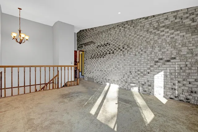 $280,000 | 1366 Arden View Drive, Arden Hills, MN 55112