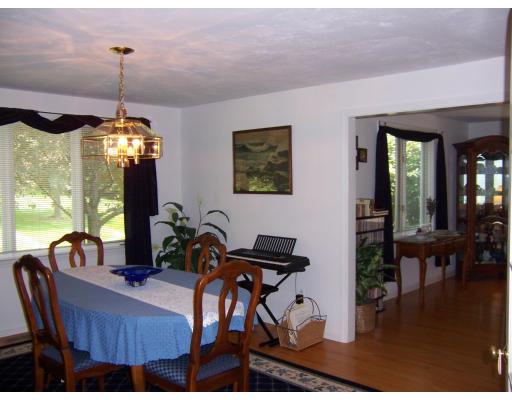 11 Garvey Road Framingham, MA 01701 - Photo 7 of 26