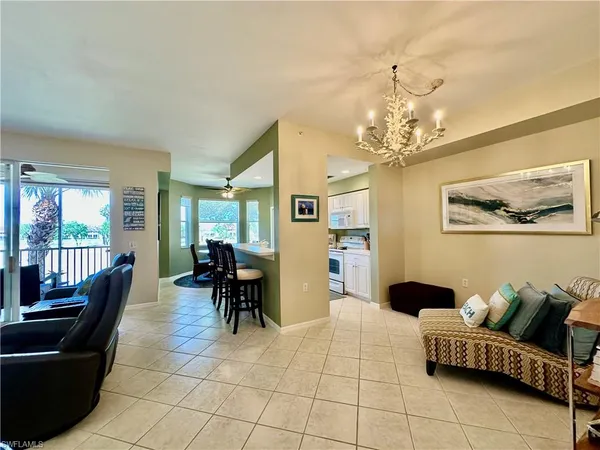 $2,300 | 2700 Cypress Trace Circle, Unit 3122, Naples, FL 34119