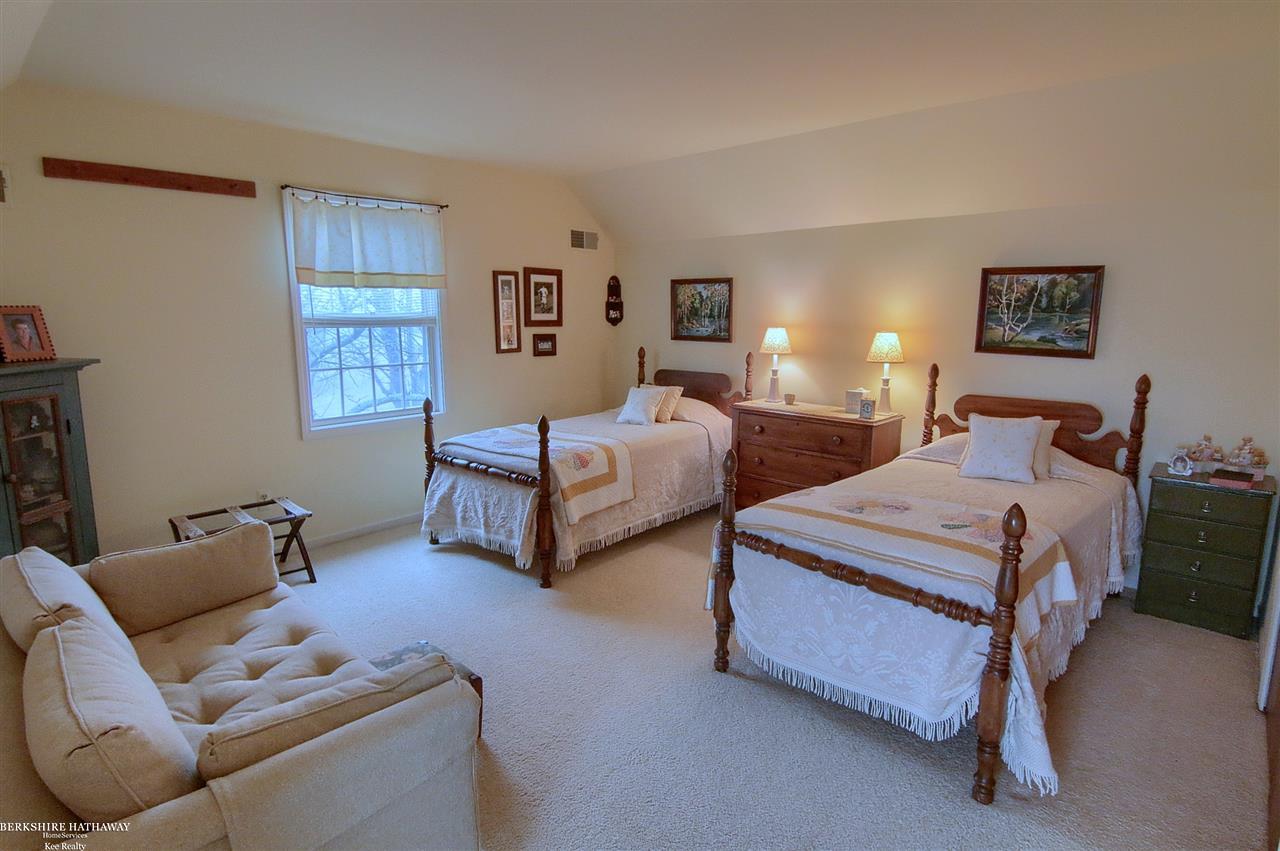 2548 Curtis Road Leonard, MI 48367 - Photo 20 of 37