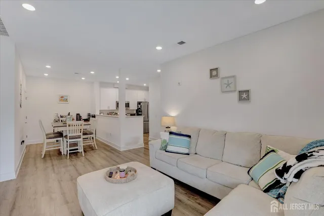 $445,000 | 1111 Vanderbergh Boulevard, Monroe Township, NJ 08831