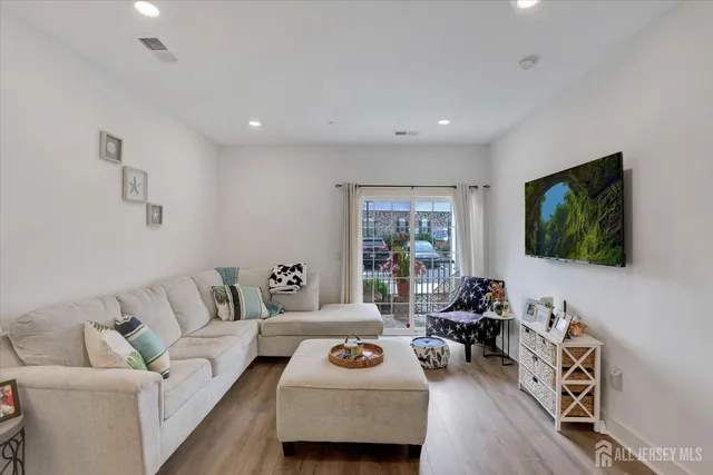 $445,000 | 1111 Vanderbergh Boulevard, Monroe Township, NJ 08831