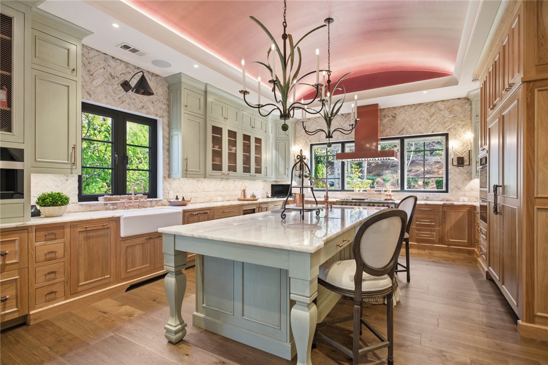 226 Long Ridge Road Sunset, SC 29685 - Photo 16 of 50 This spacious kitchen offers a blend of classic design and modern amenities.