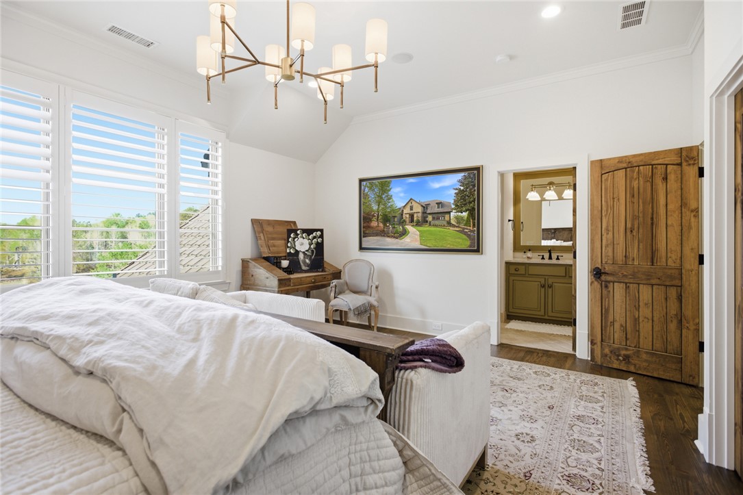 226 Long Ridge Road Sunset, SC 29685 - Photo 33 of 50 An inviting room boasts natural light, vaulted ceilings, and a private ensuite entry.
