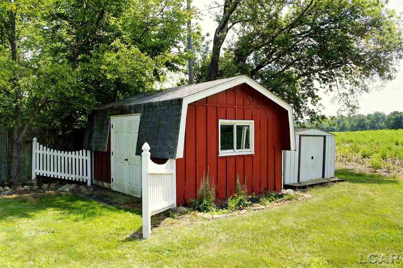 1515 East Carleton Road Adrian, MI 49221 - Photo 22 of 23 Sheds