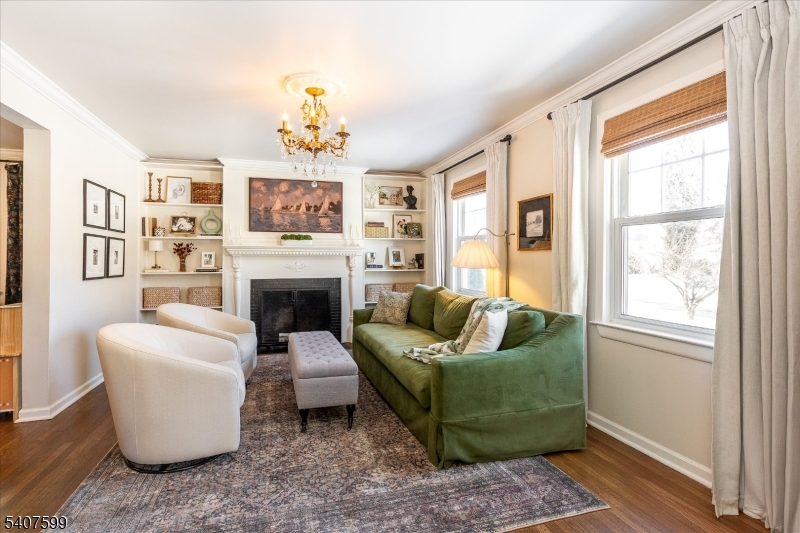 348 Tichenor Avenue South Orange, NJ 07079 - Photo 3 of 26