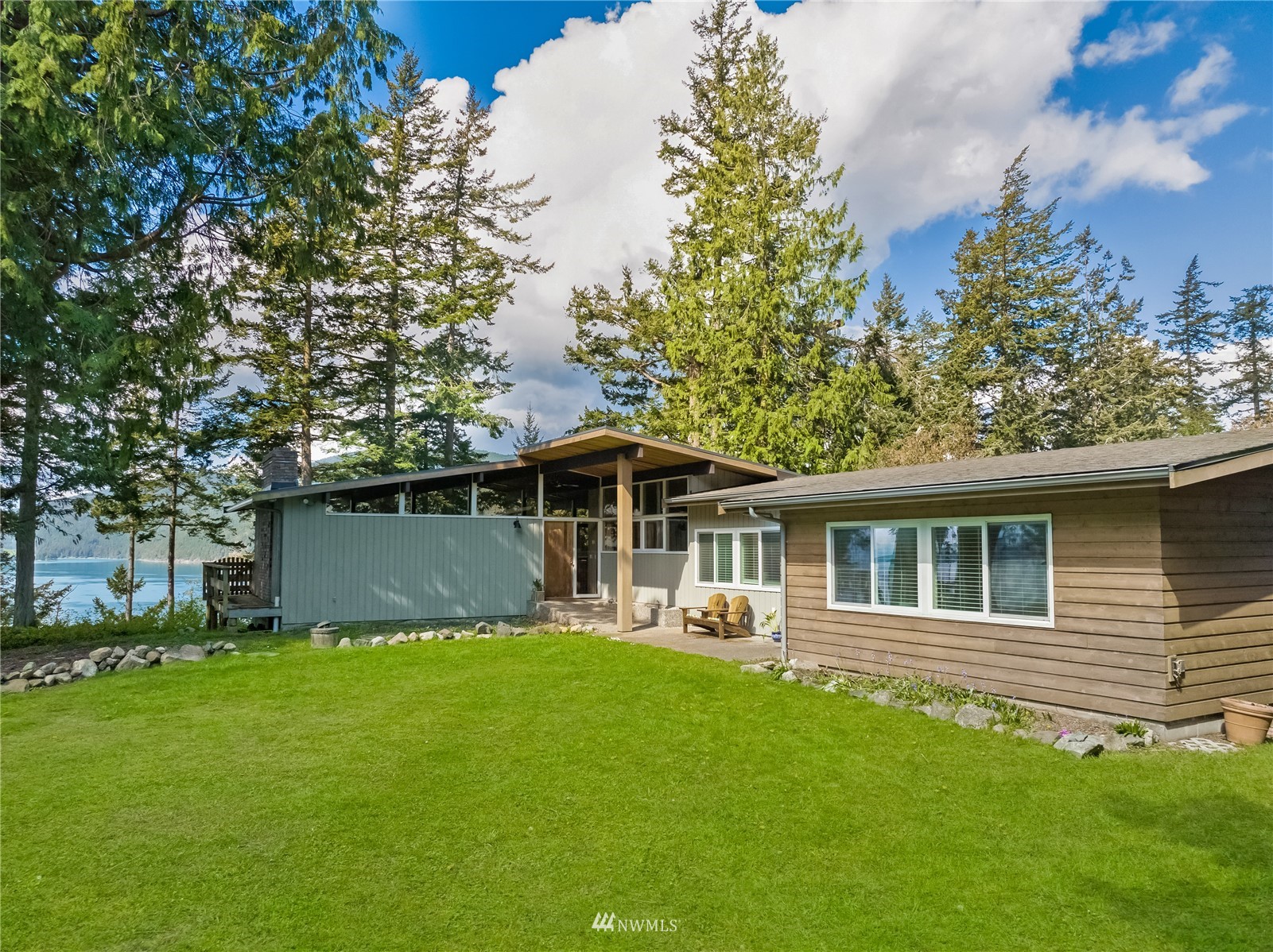5458 West Shore Road Anacortes, WA 98221 - Photo 3 of 37 Gallery Image 3