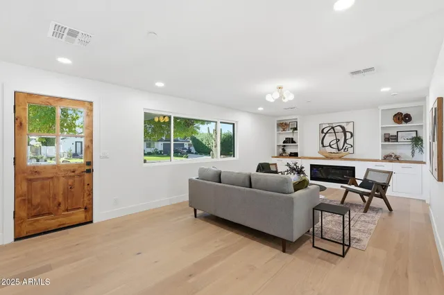 $2,749,999 | 6638 East Monterosa Street, Scottsdale, AZ 85251