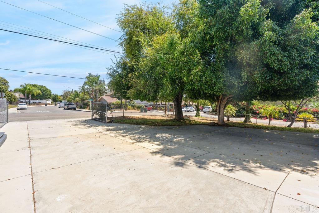 1061 Old Stage Road Fallbrook, CA 92028 - Photo 6 of 42 Gallery Image 6