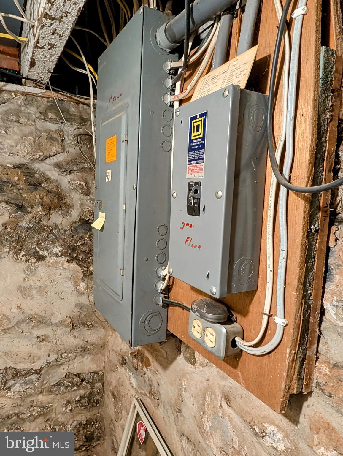 1890 Millport Road Lancaster, PA 17602 - Photo 47 of 57 Updated Electric Service