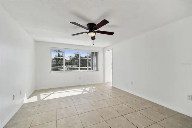 $2,200 | 3248 Rock Valley Drive, Holiday, FL 34691