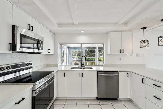 $2,200 | 3248 Rock Valley Drive, Holiday, FL 34691