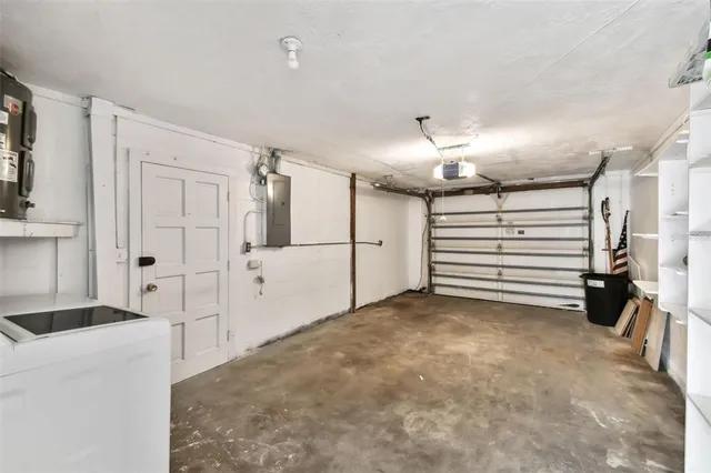 $2,200 | 3248 Rock Valley Drive, Holiday, FL 34691