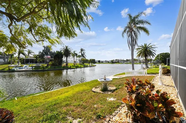 $2,200 | 3248 Rock Valley Drive, Holiday, FL 34691