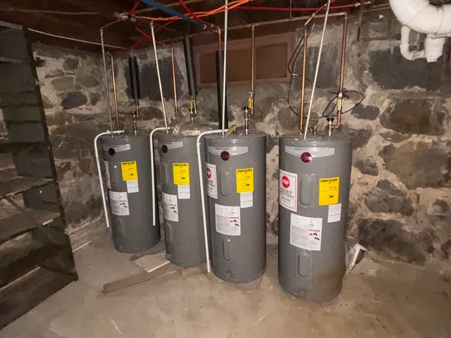 a view of a living room with furniture