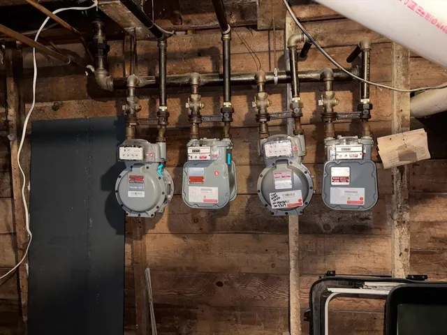 $1,075,000 | 131 5th Street, Leominster, MA 01453