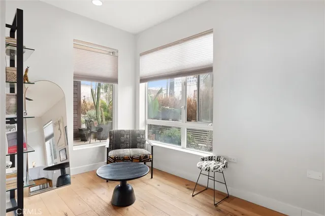 $719,995 | 6001 Carlton Way, Unit 102, Los Angeles, CA 90028