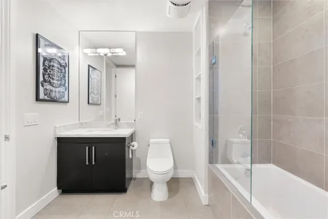 $710,000 | 6001 Carlton Way, Unit 102, Los Angeles, CA 90028