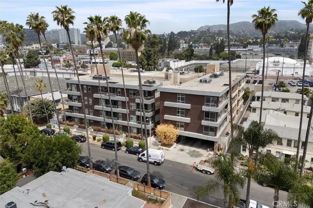 $719,995 | 6001 Carlton Way, Unit 102, Los Angeles, CA 90028