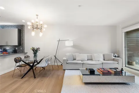 $710,000 | 6001 Carlton Way, Unit 102, Los Angeles, CA 90028