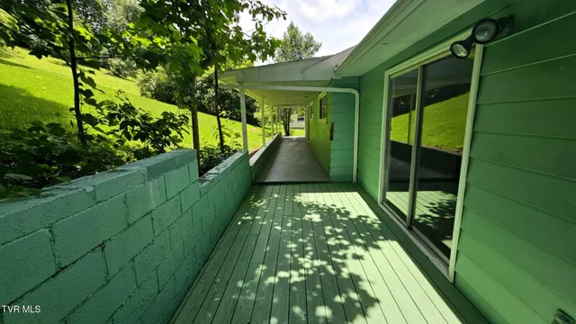 $218,000 | 1322 East 1st Street, Big Stone Gap, VA 24219