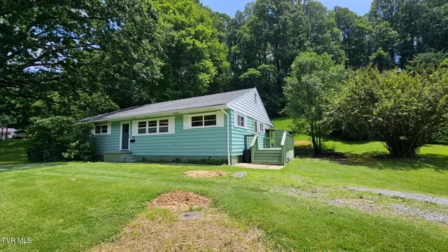 $218,000 | 1322 East 1st Street, Big Stone Gap, VA 24219