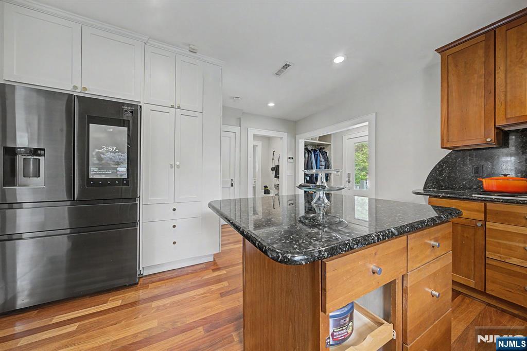 26 George Street Allendale, NJ 07401 - Photo 7 of 31