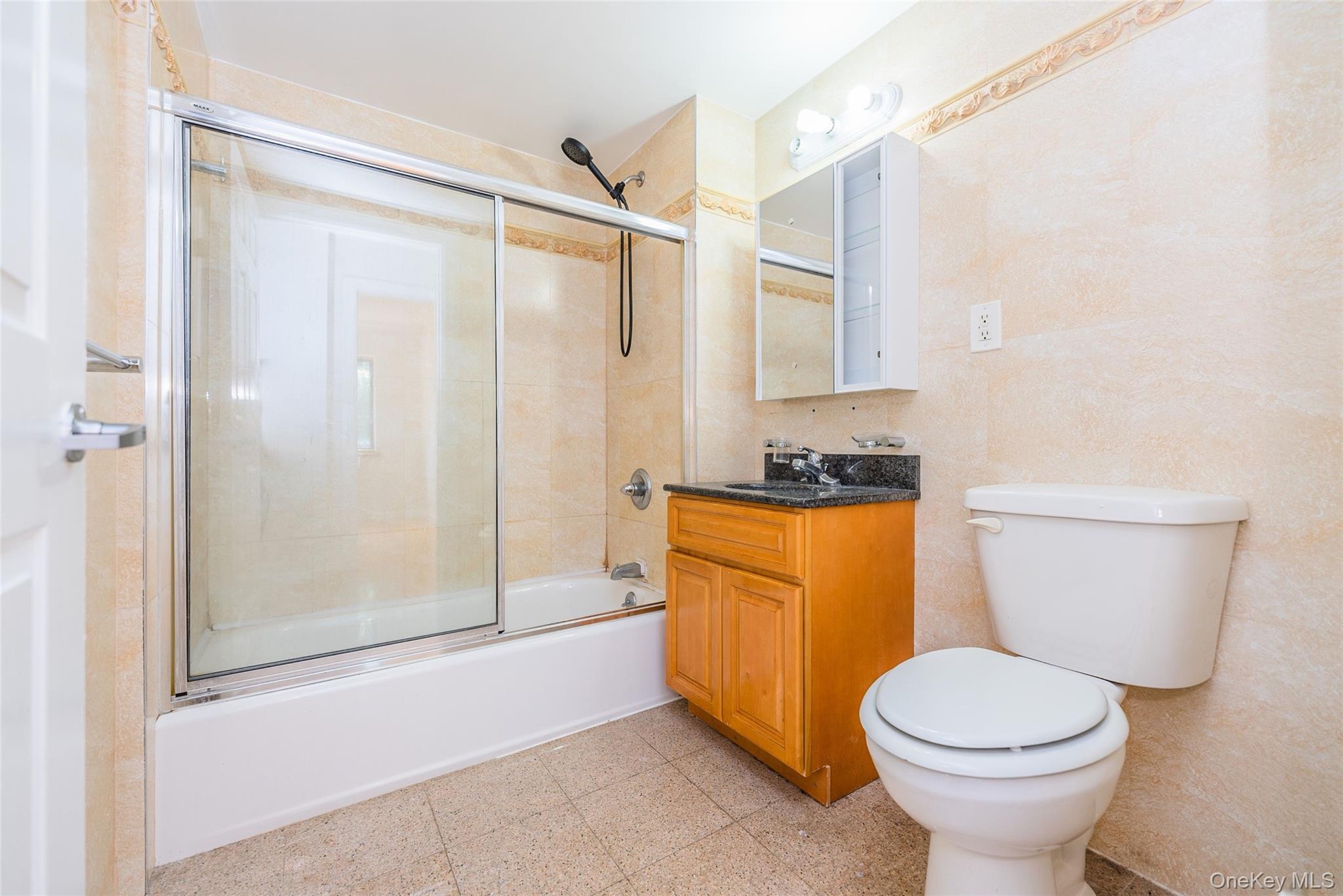 112-26 38th Avenue, Unit 4A Queens, NY 11368 - Photo 11 of 18
