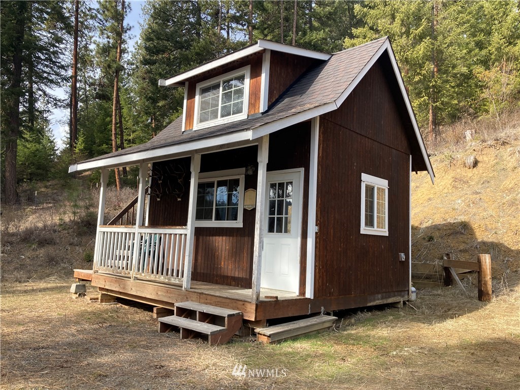 6000 Teanaway Road Cle Elum, WA 98922 - Photo 1 of 30 Gallery Image 1