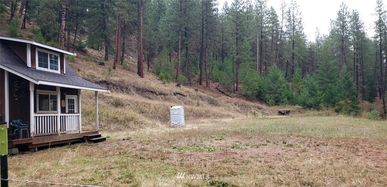 6000 Teanaway Road Cle Elum, WA 98922 - Photo 3 of 30 Gallery Image 3