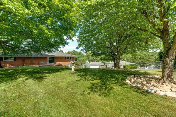 $375,000 | 4022 Belvoir Pines Drive, Chattanooga, TN 37412