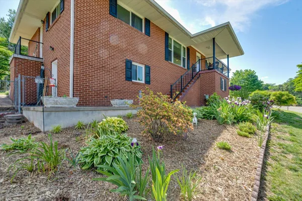 $375,000 | 4022 Belvoir Pines Drive, Chattanooga, TN 37412