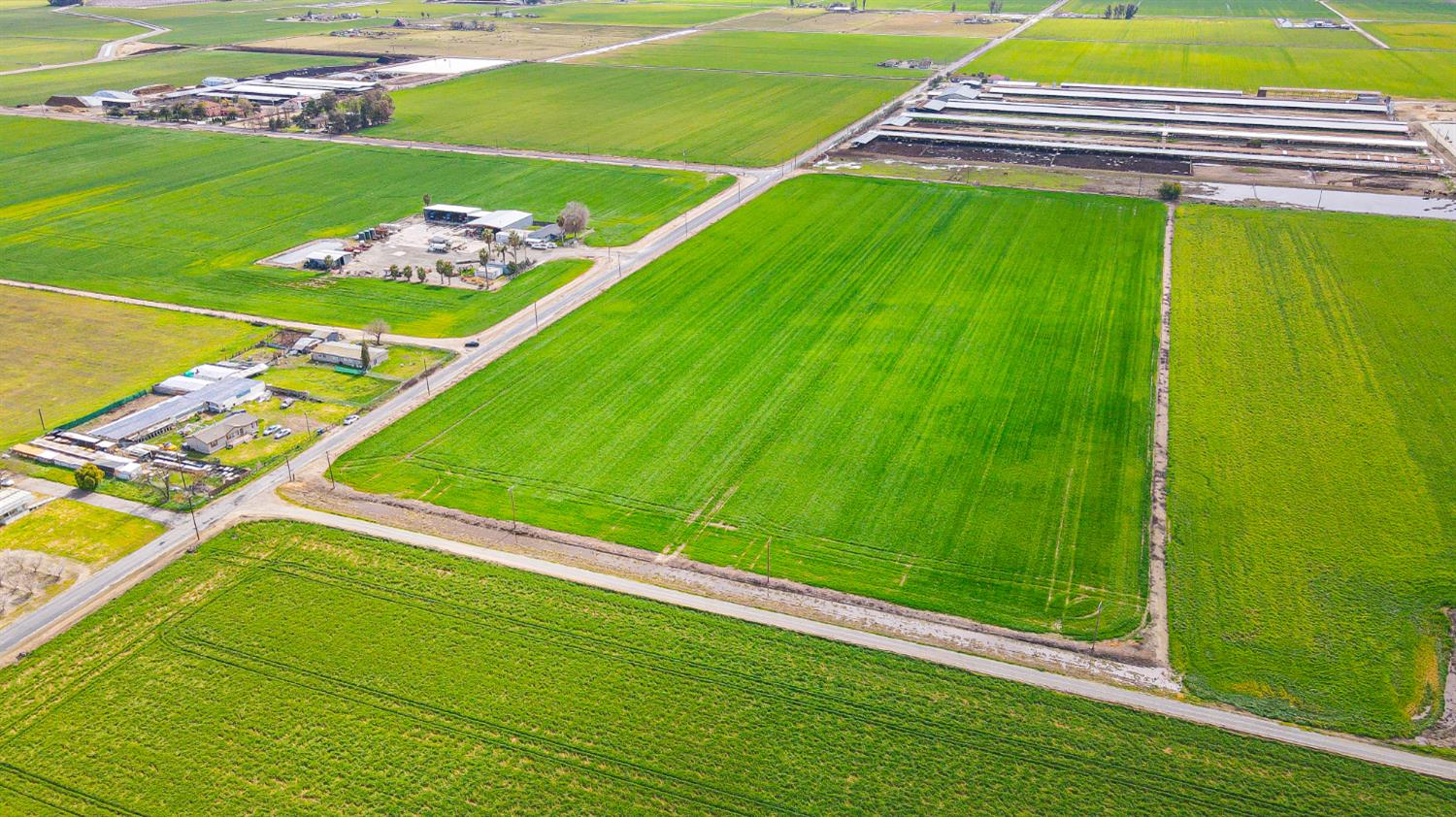 6425 South Prairie Flower Road Turlock, CA 95380 - Photo 12 of 22 a view of a tennis court
