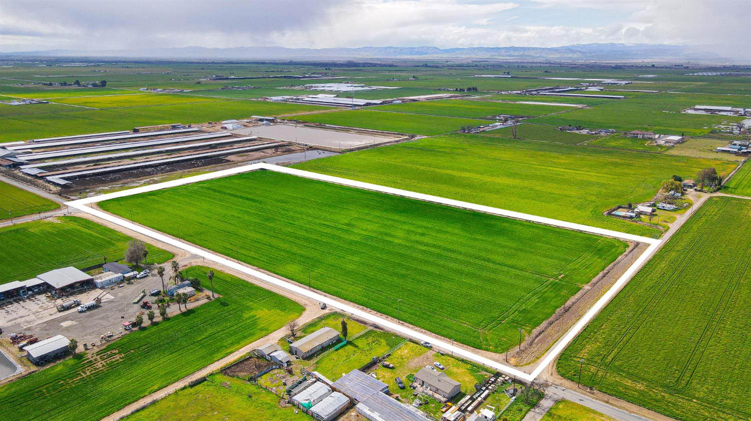 6425 South Prairie Flower Road Turlock, CA 95380 - Photo 8 of 22 a view of a tennis court