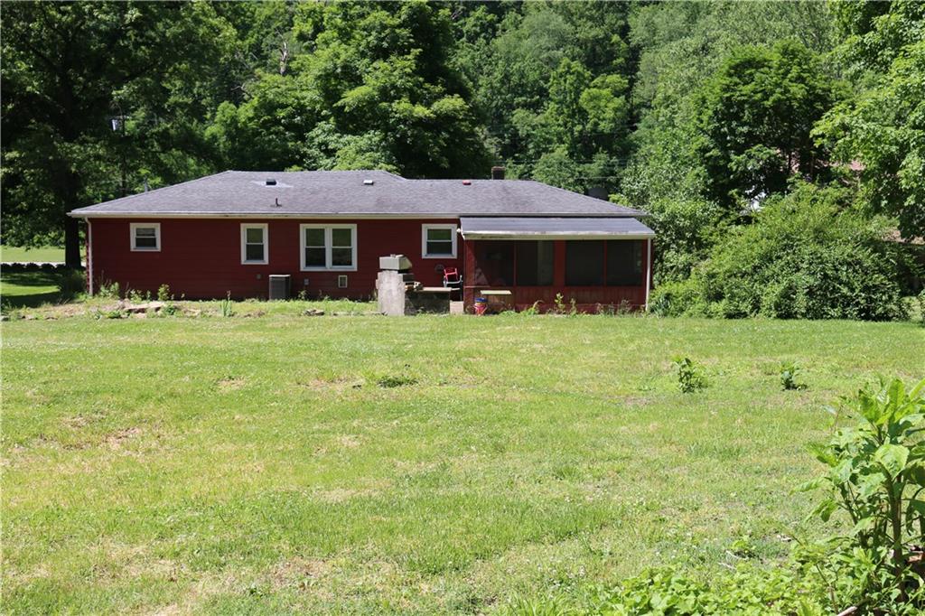440 Gypsy Glen Road Beaver, PA 15009 - Photo 4 of 12 Gallery Image 4