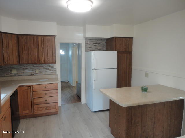 132 Holmes Road Pittsfield, MA 01201 - Photo 3 of 20 DSC03243